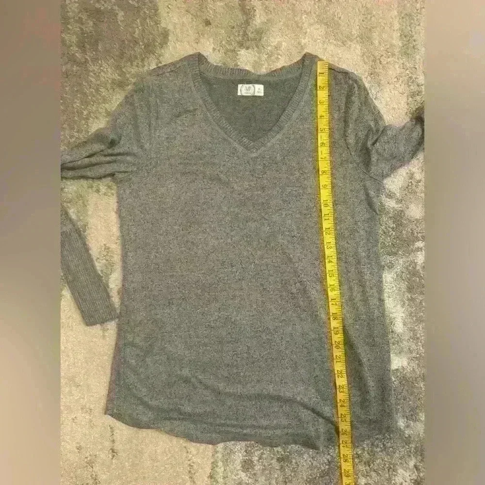 Women’s Gray 24/7 Maurices Top - Picture 7 of 7